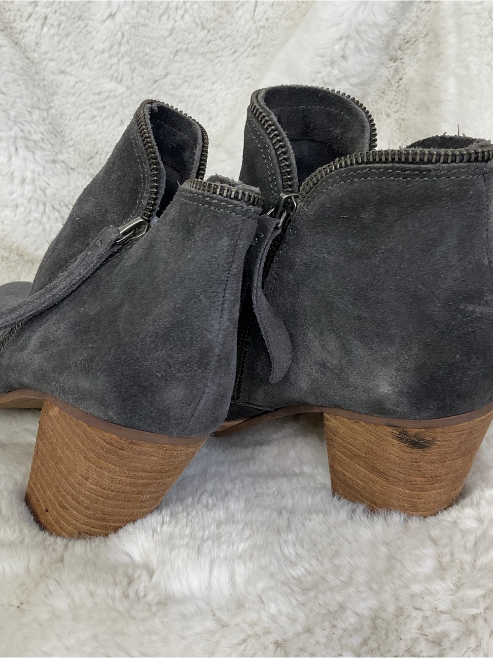Dolce Vita Twin Zip Gray Suede Stacked Heel Ankle Booties Size 10 - Picture 14 of 14